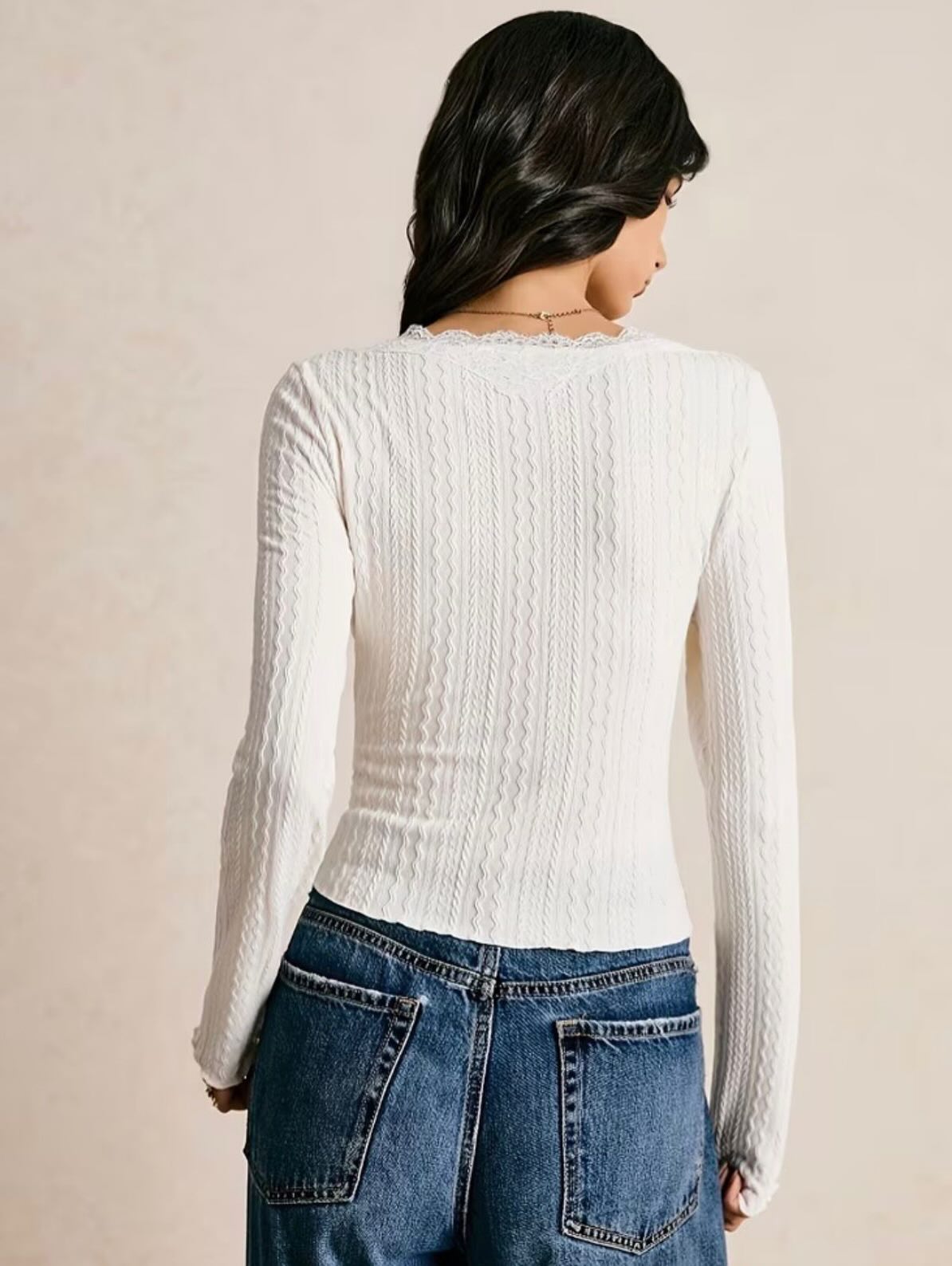 Blusa de manga larga con ribete de encaje Nyla