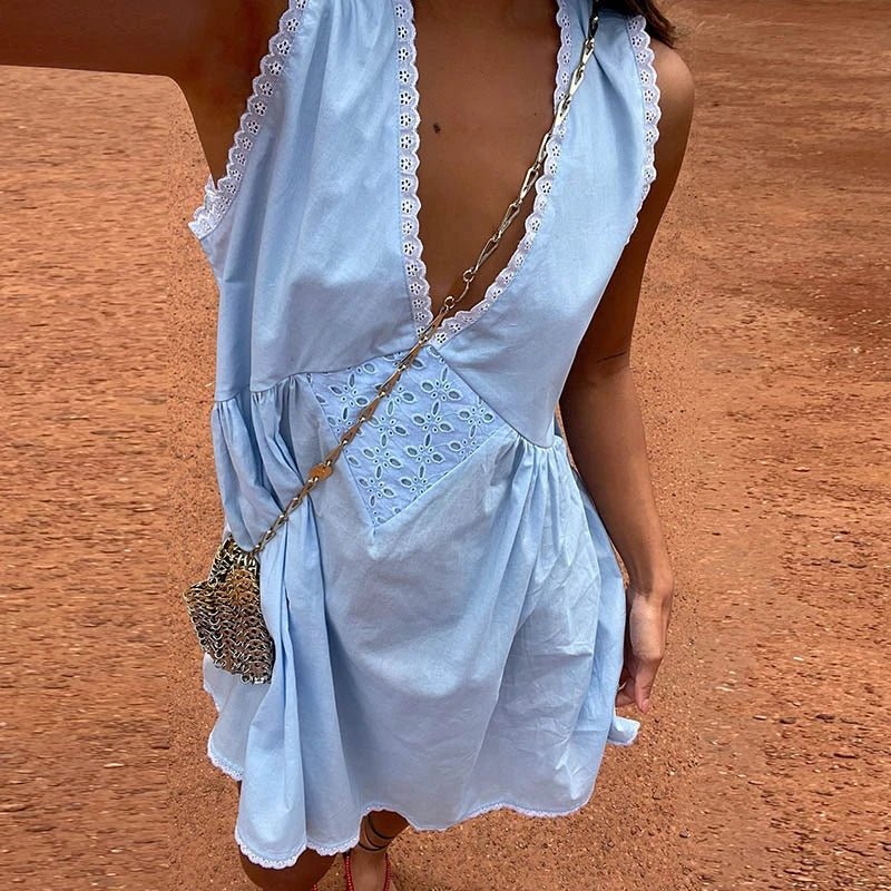 Minivestido bohemio con ribete de encaje Olivia