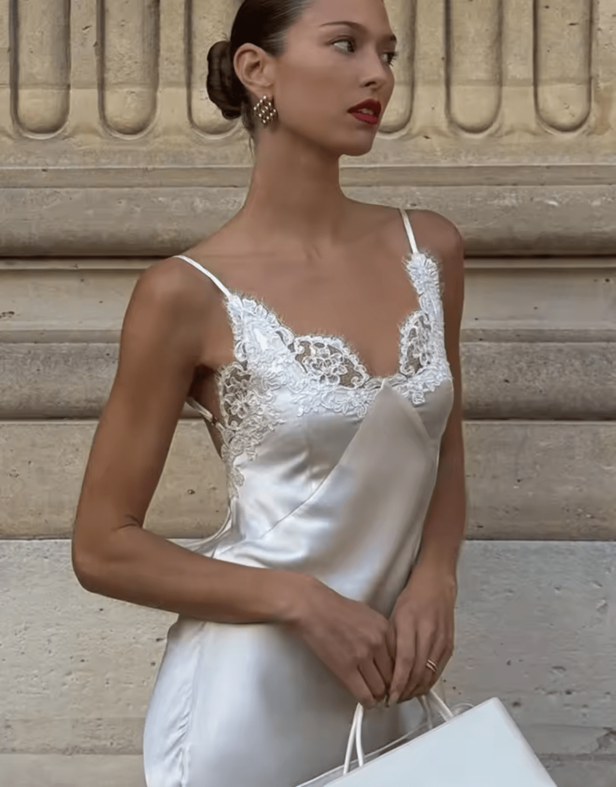 Vestido largo de satén con encaje Piper