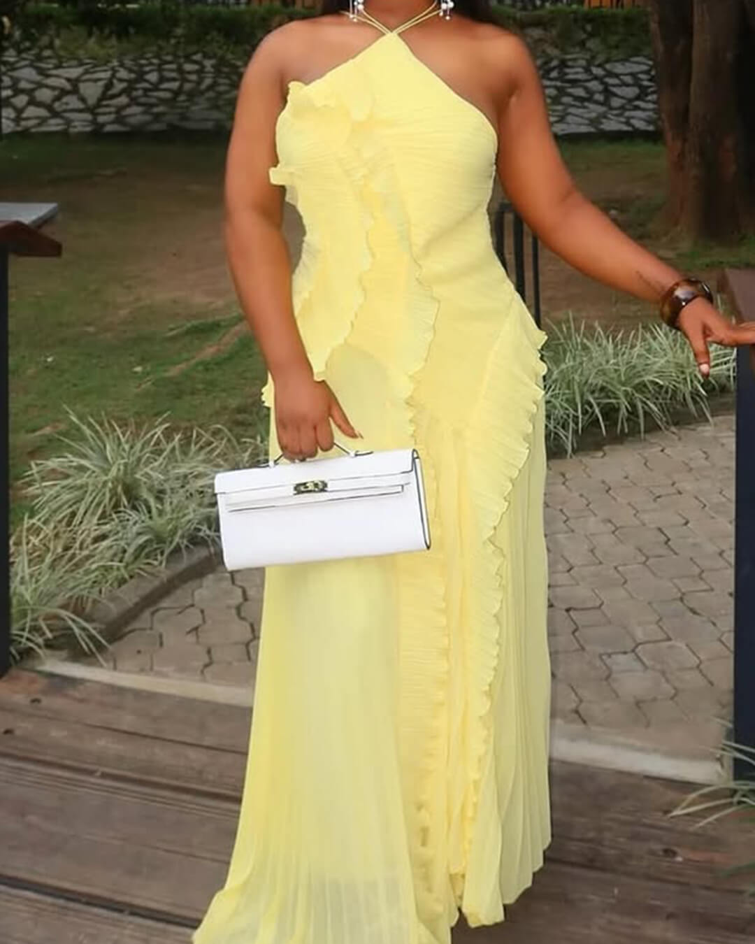 Vestido de tul con volantes Ruffa