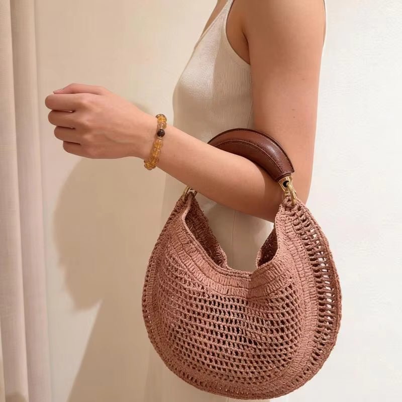 Bolso tejido de media luna Sabine