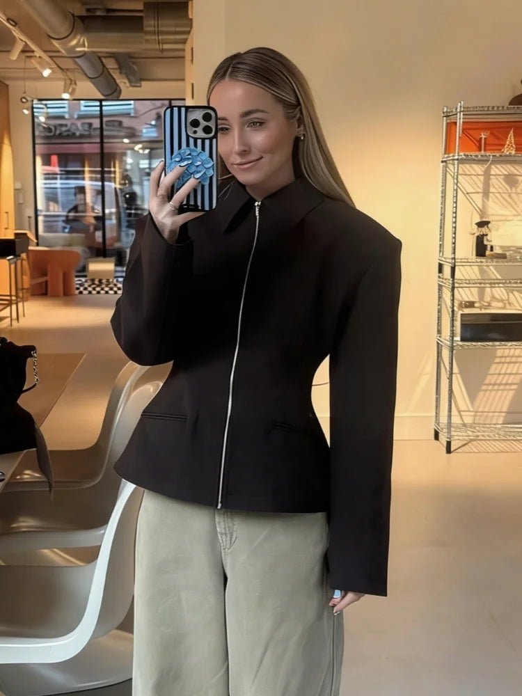 Chaqueta entallada con cremallera Sabine