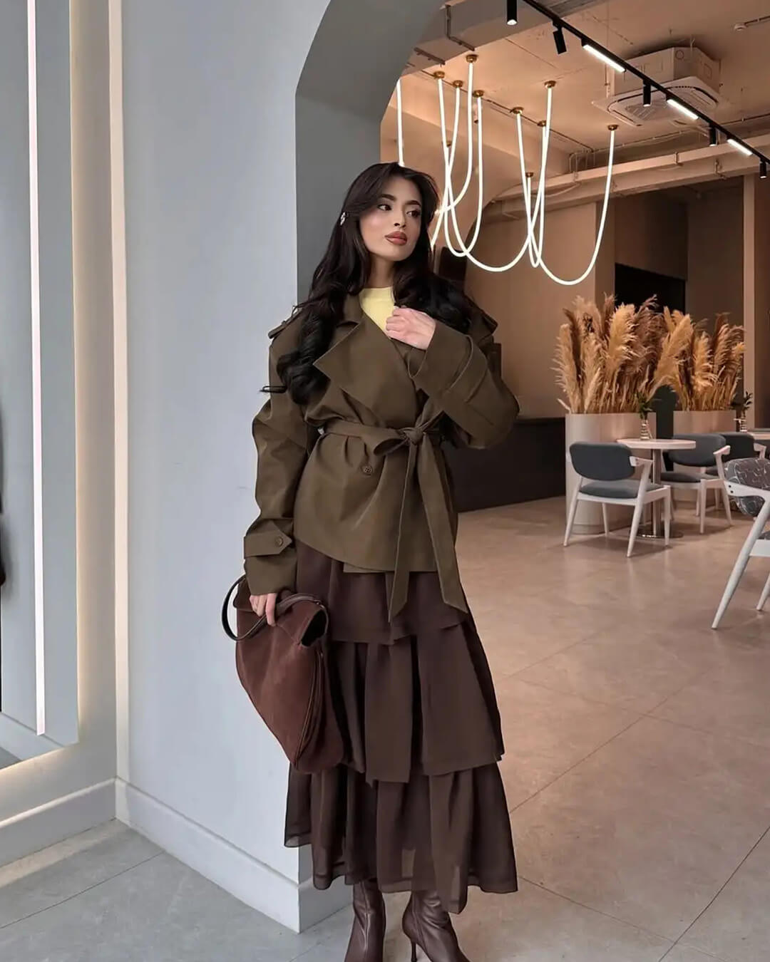 Gabardina corta Sandy con cordones