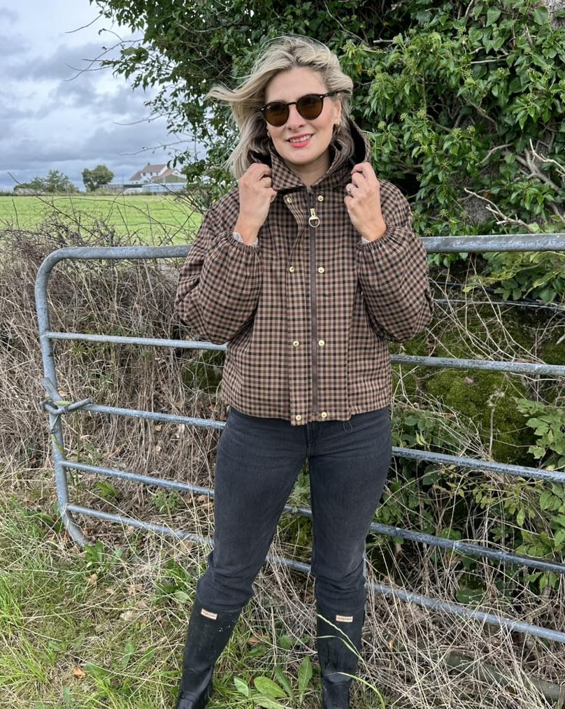 Chaqueta camisera de cuadros con capucha Shirley
