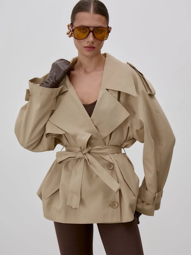Gabardina Sonia con cordones y cuello mao
