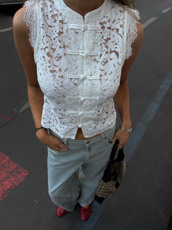 Bianca Mandarin Sleeveless Lace Top