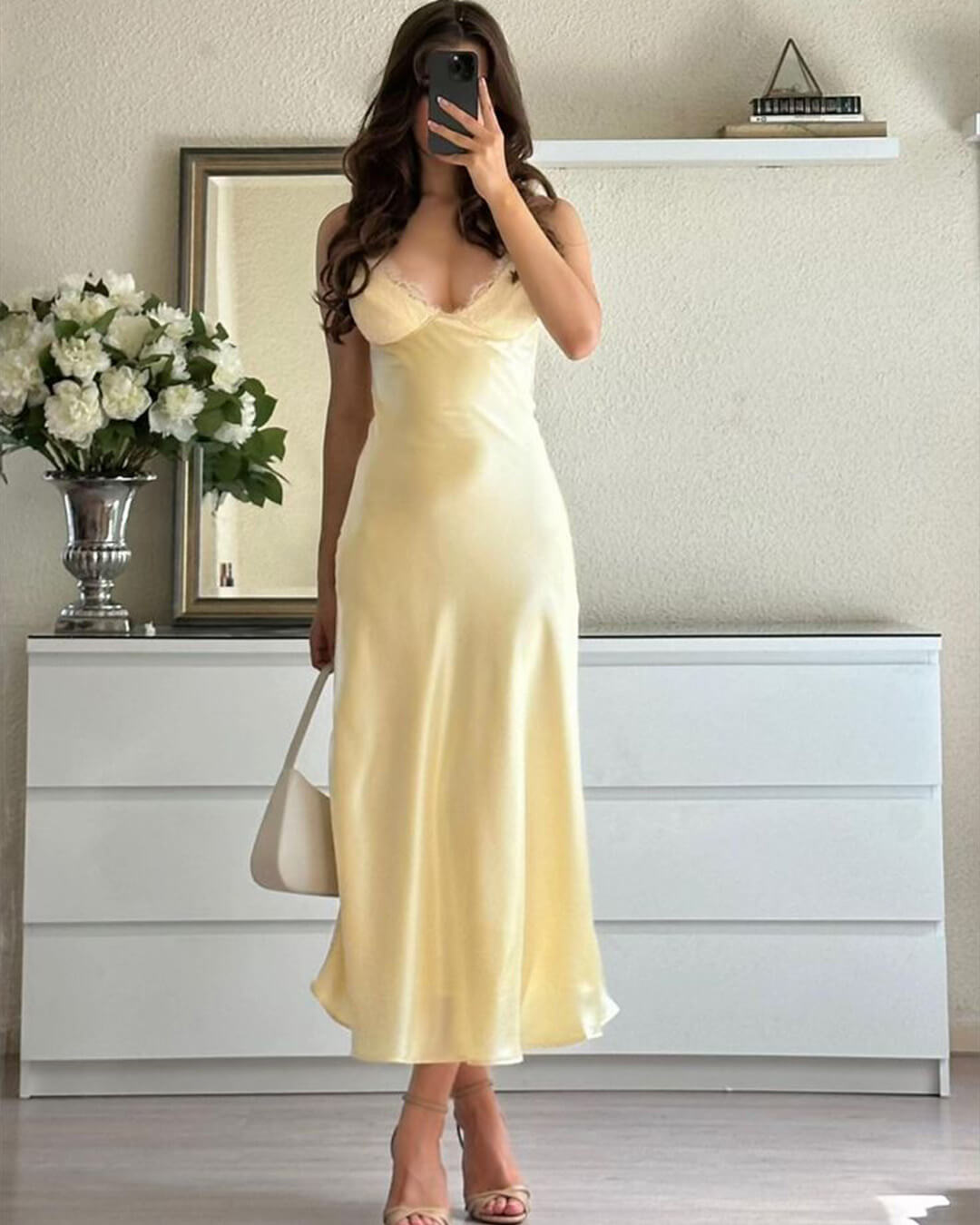 Vestido midi de satén con espalda descubierta Sophia
