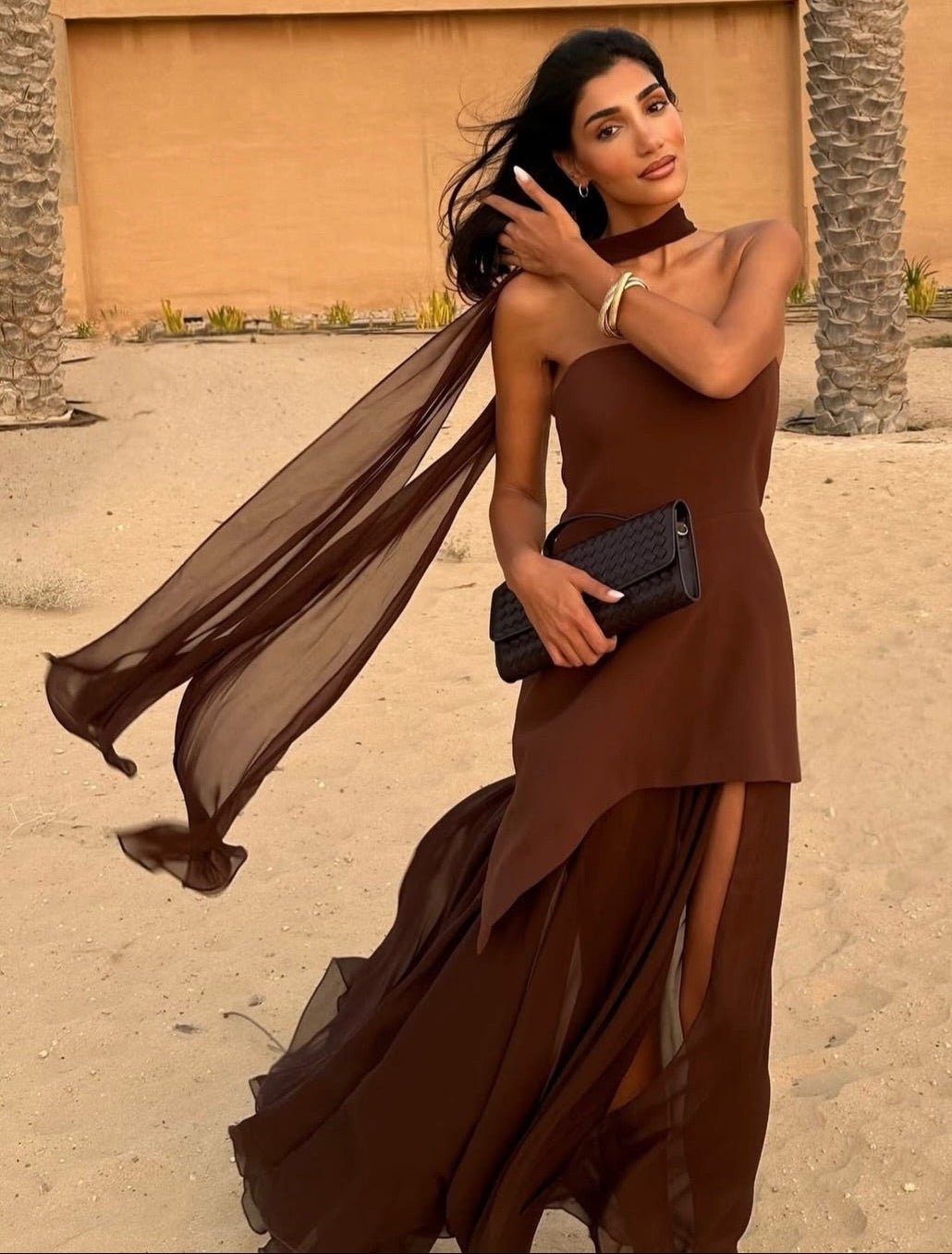 Vestido largo de malla con pañuelo y sin tirantes Sophia