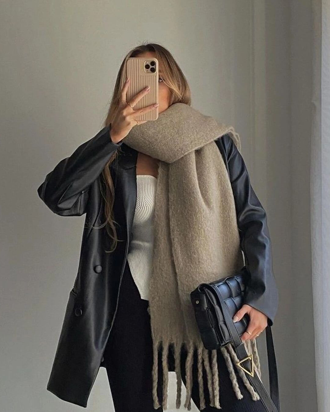 Bufanda de invierno con flecos Tanya