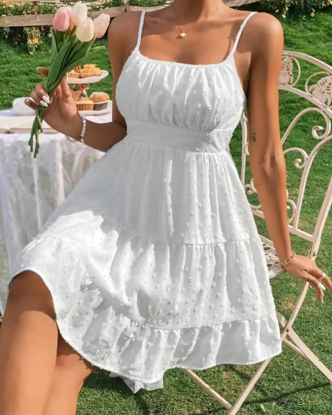 Minivestido Tracy escalonado con volantes y tirantes finos