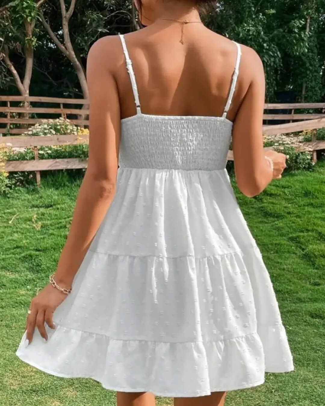 Minivestido Tracy escalonado con volantes y tirantes finos