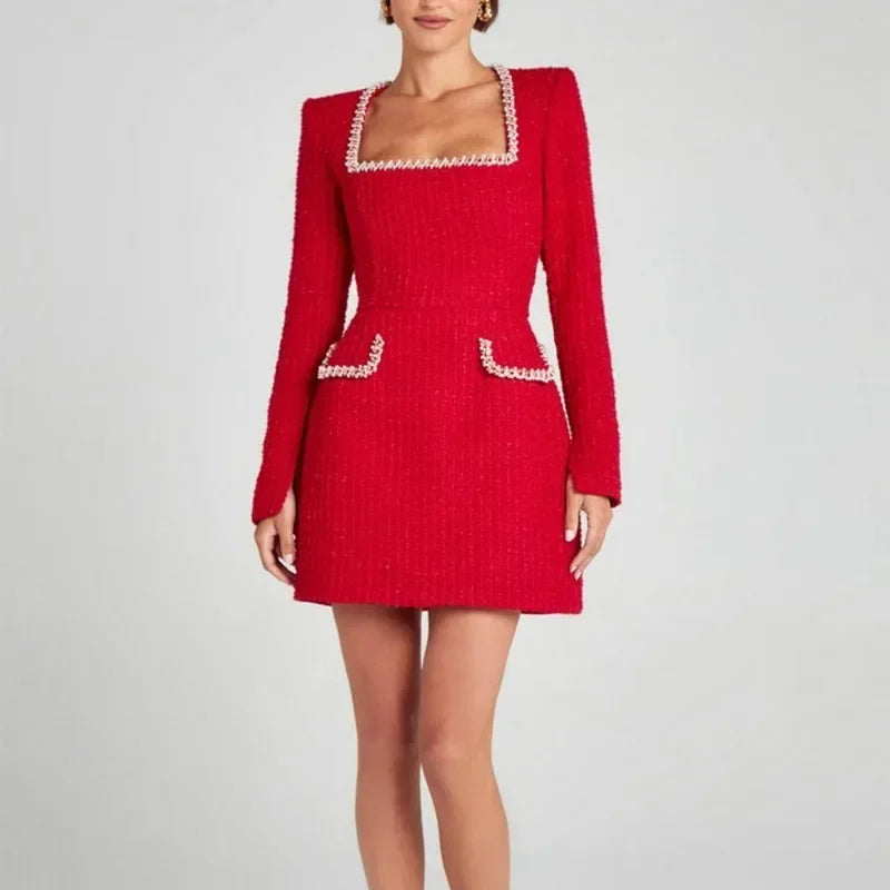 Vestido de tweed con escote cuadrado y mangas largas