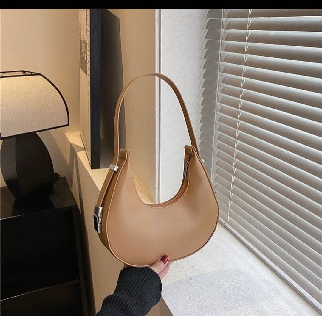 Bolso de hombro de cuero Tyla