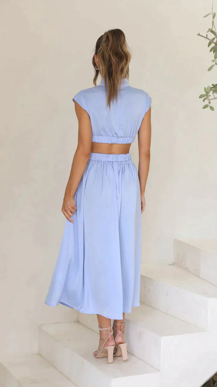 Vestido midi Valentina de cuello alto con aberturas en la cintura