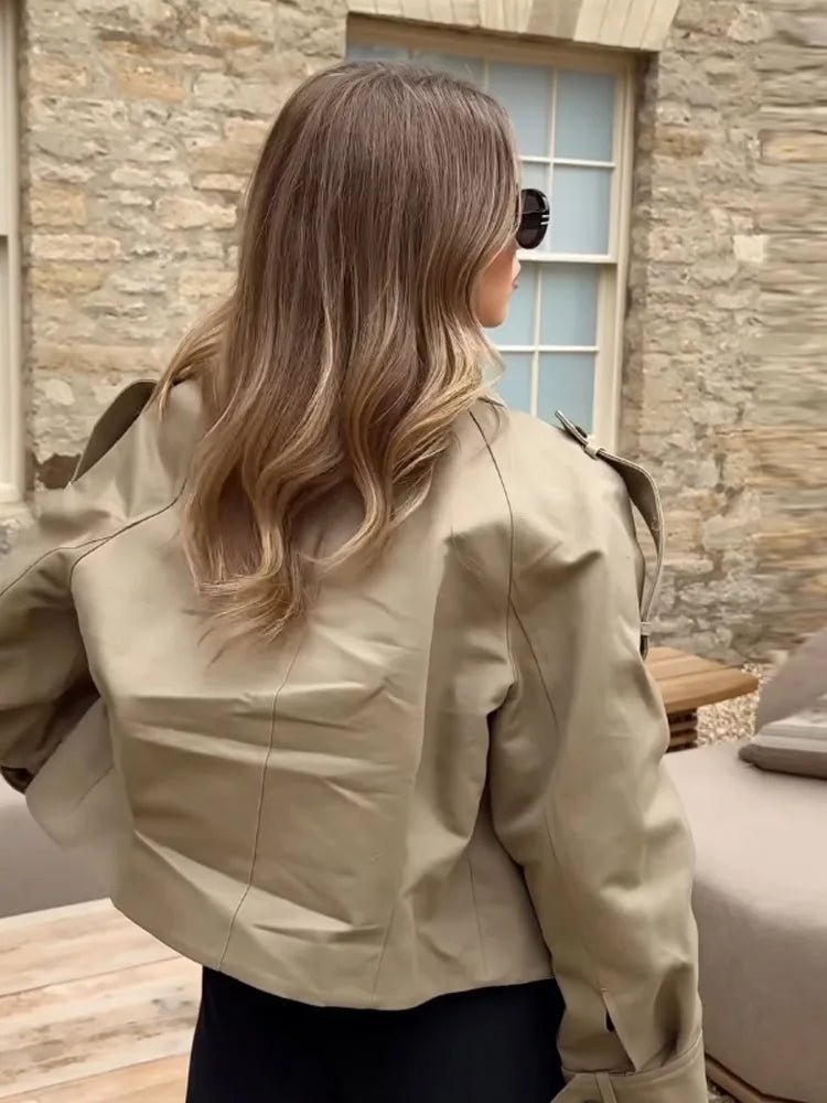 Chaqueta corta con bolsillos Valeria