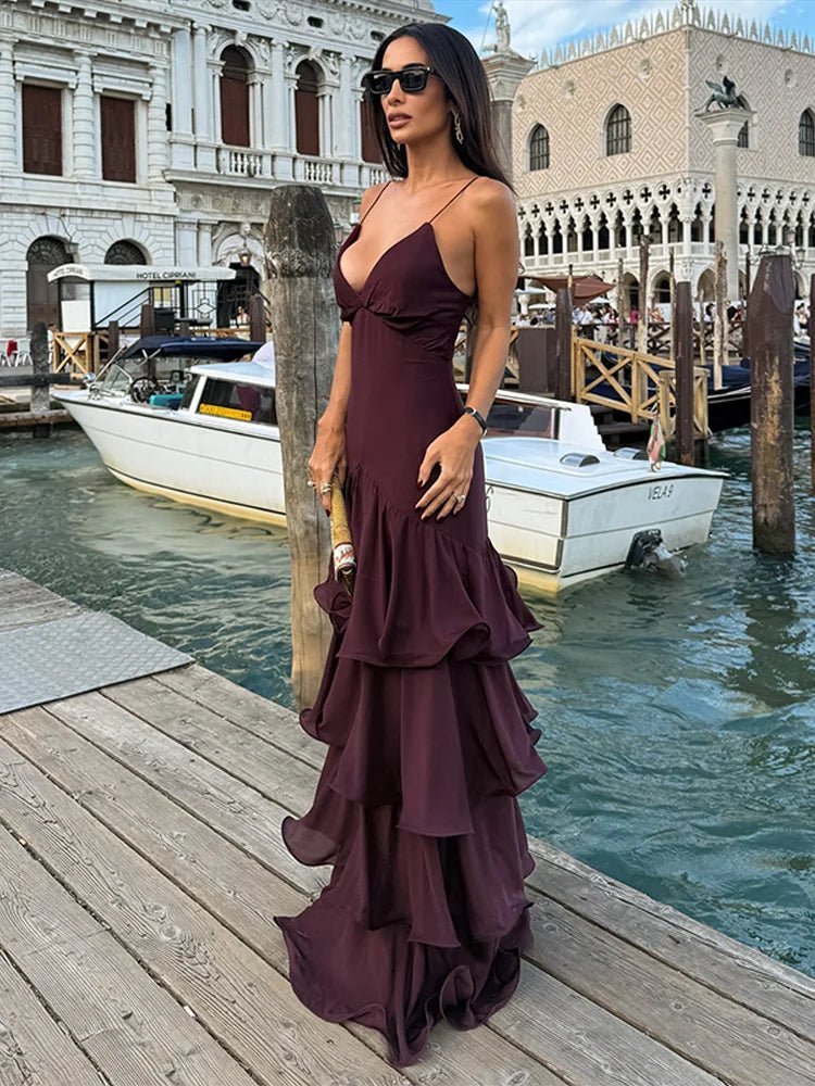 Vestido de noche con tirantes y volantes Venetia