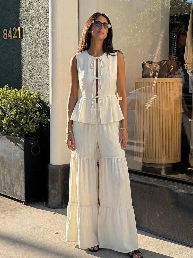 Conjunto Vianne de chaleco con lazo frontal y pantalón