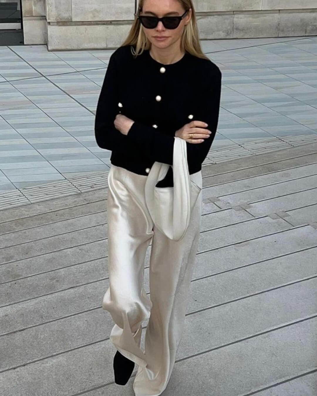 Pantalones de satén de pierna ancha Wendy