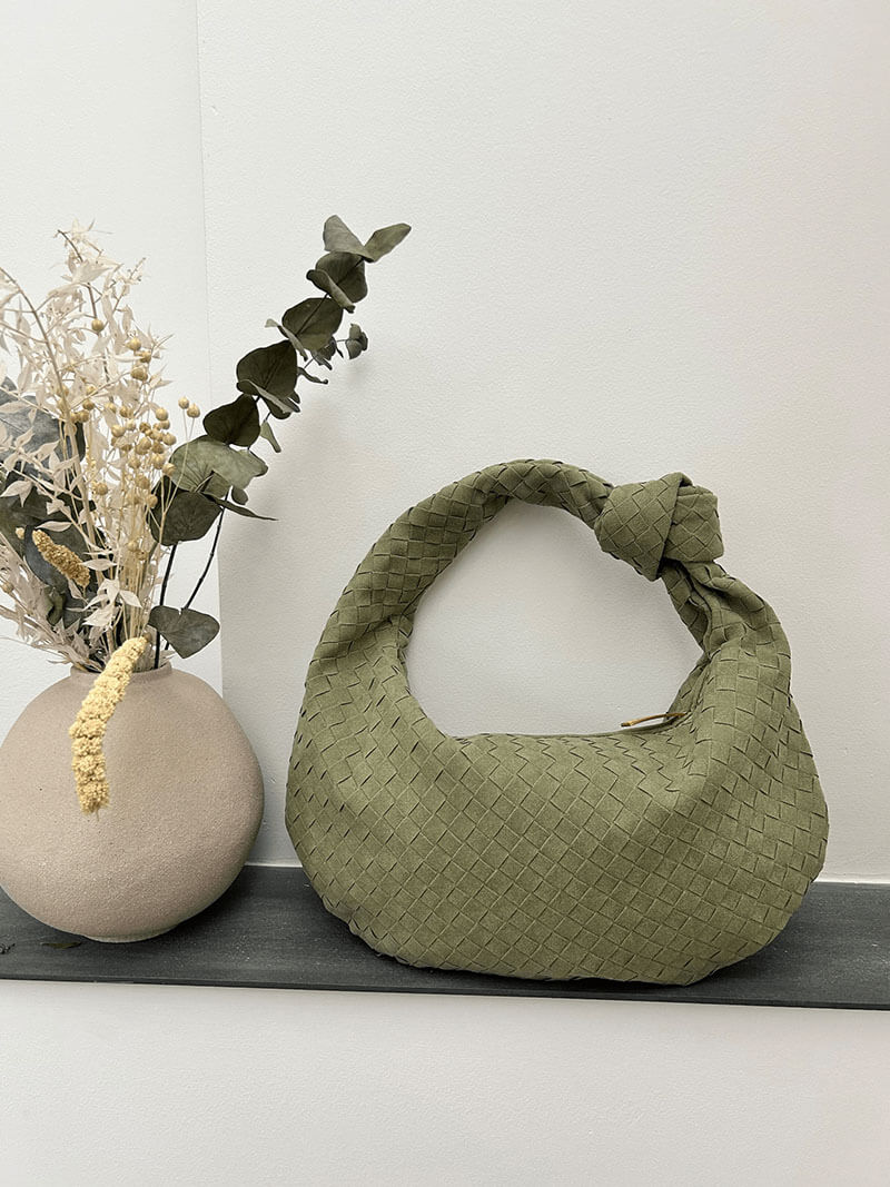 Bolso de ante trenzado mediano