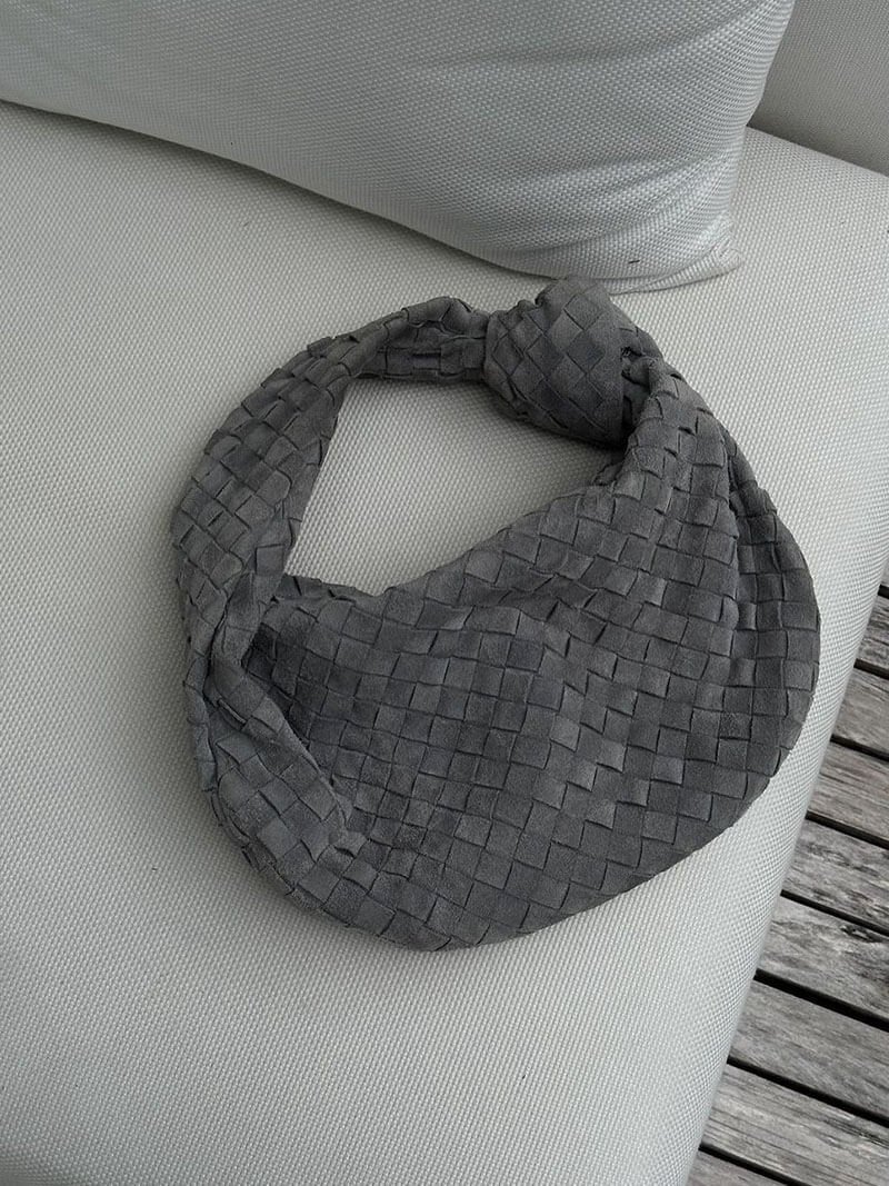 Bolso de ante trenzado mediano