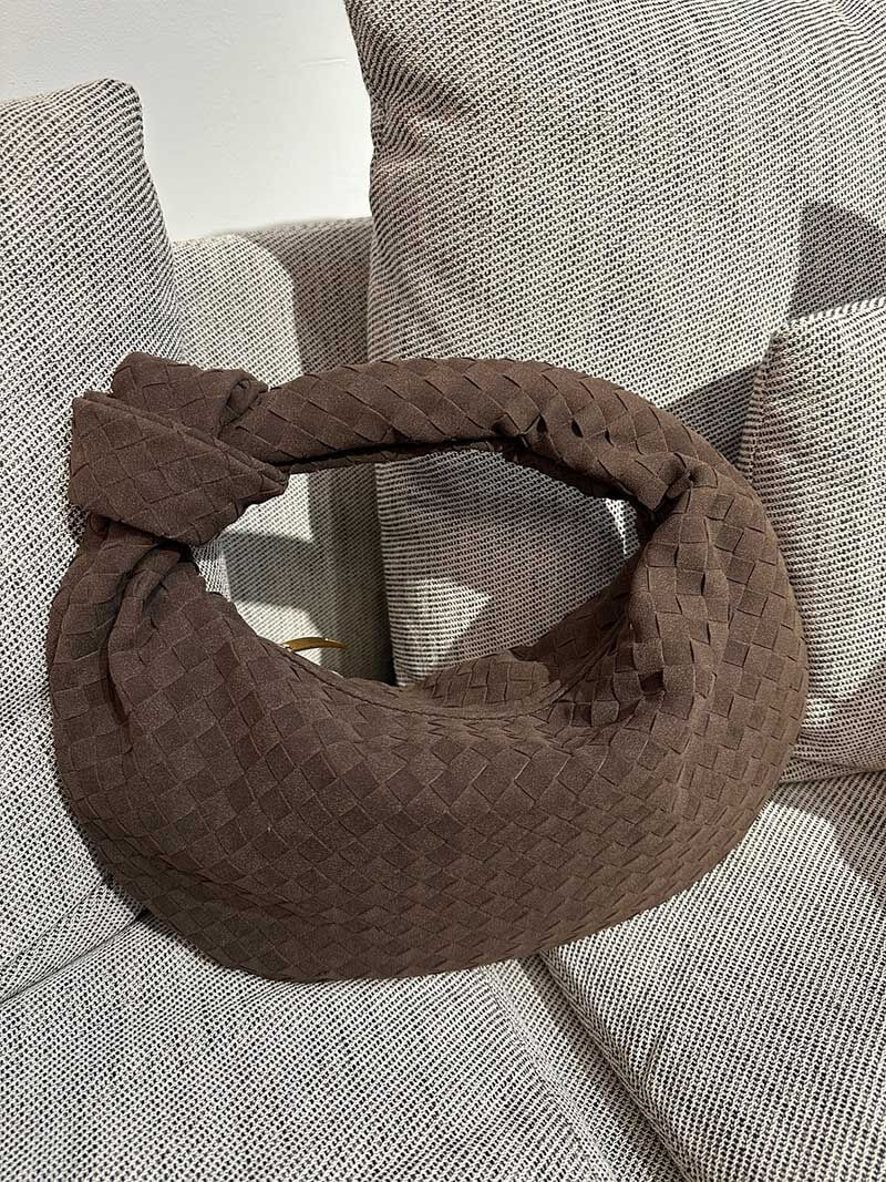 Bolso de ante trenzado mediano