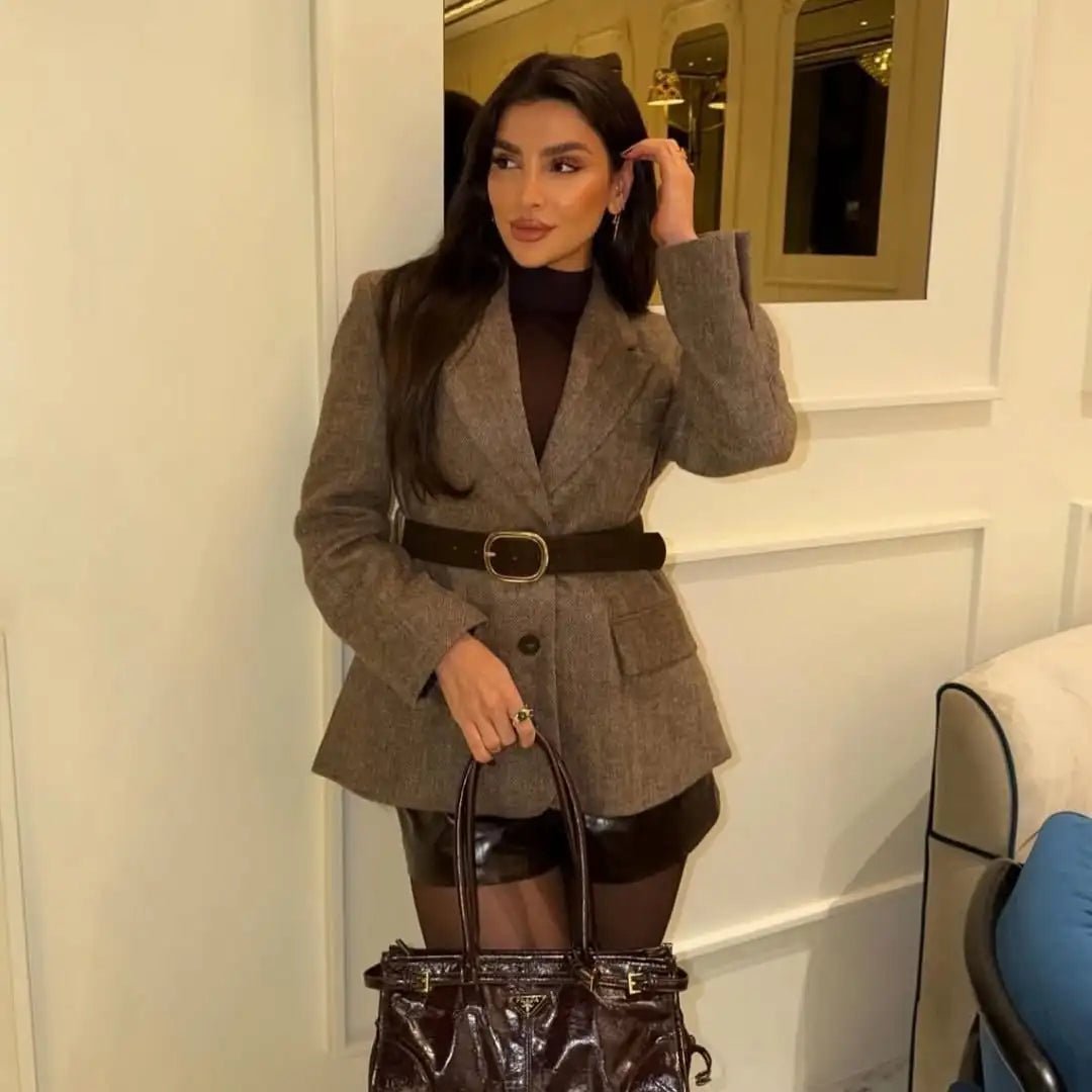 Blazer de espiguilla Yalina con cinturón