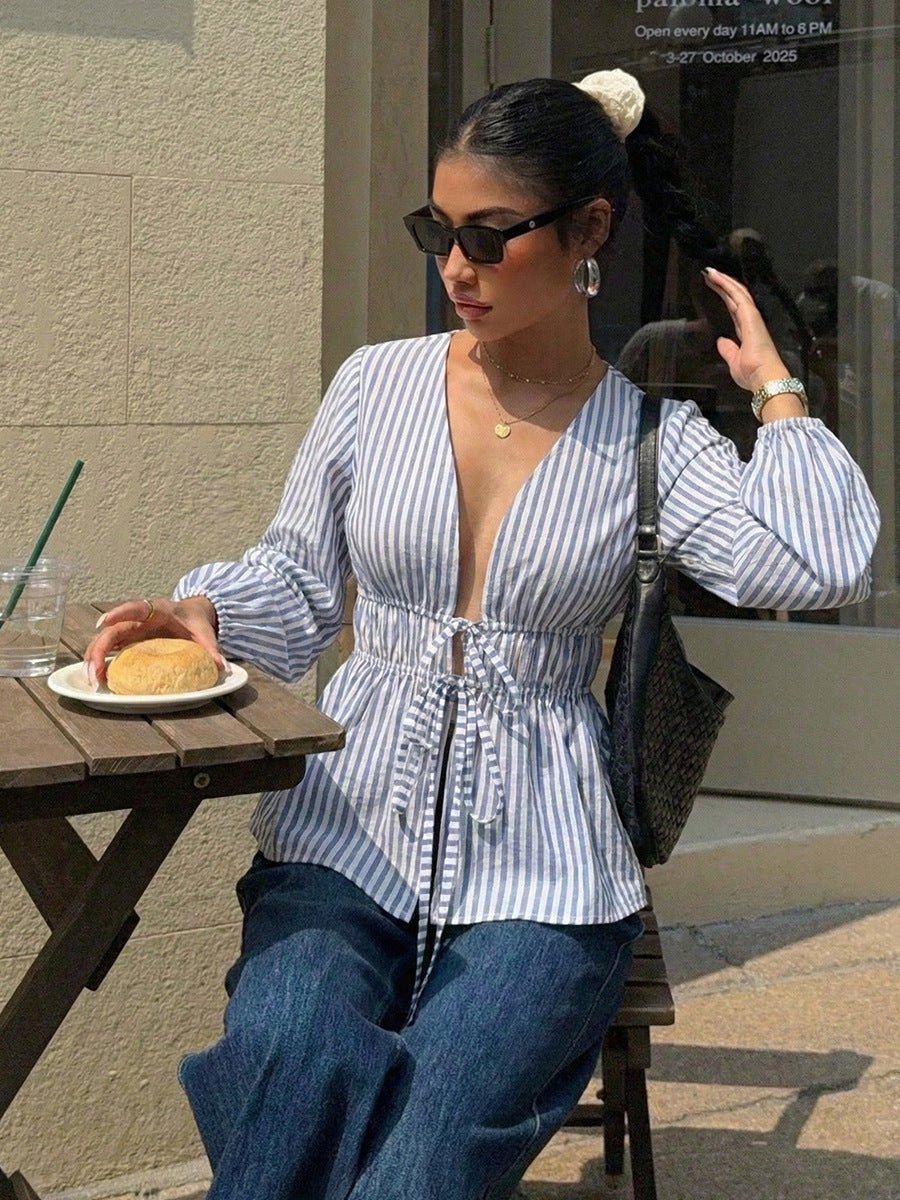 Blusa a rayas con lazo delantero Yelena