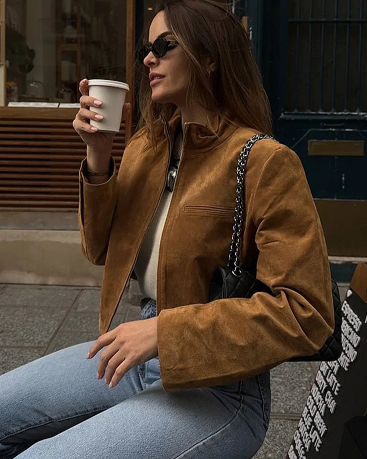 Chaqueta bomber corta de ante Yza